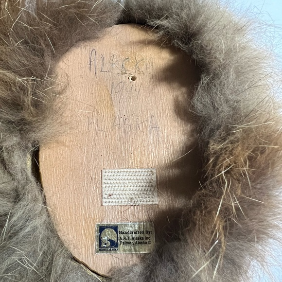 Vintage Alaskan Inuit Eskimo Man Fur Trimmed Art Face Mask - Picture 8 of 8